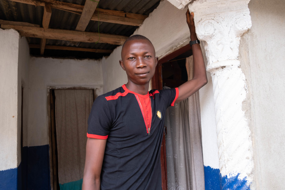 Joshua Kamara, 20, has learned to manage his diabetes with support from PIH