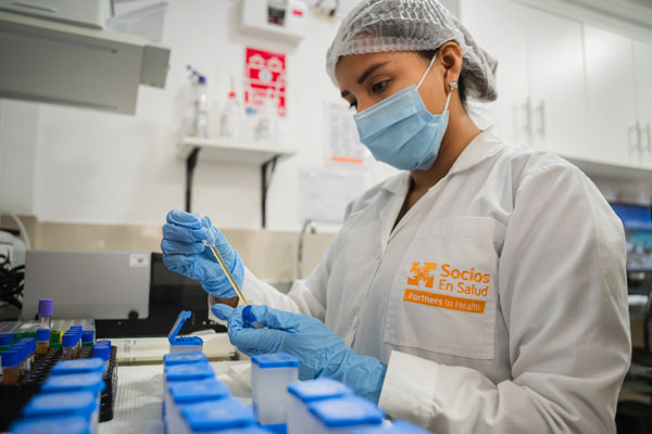 Peru_20230628_SedeChimpuocllo_LaboratorioSES_Carabayllo_WRodriguez_003_600w