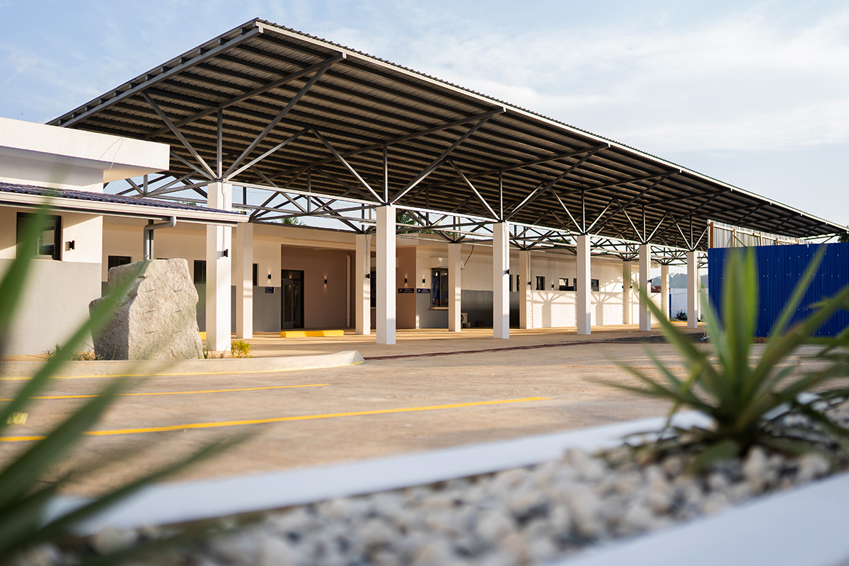 Exterior view of waiting pavilion at the Maternal Center of Excellence