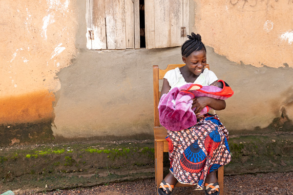 SierraLeone_20241101_SiaHome_CHerold_156_600w