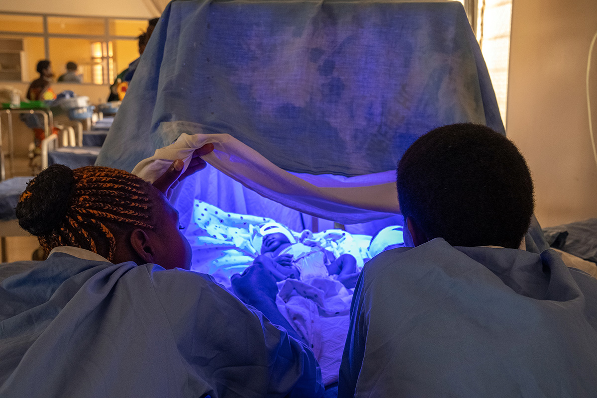 A baby under blue light for jaundice in Rwanda