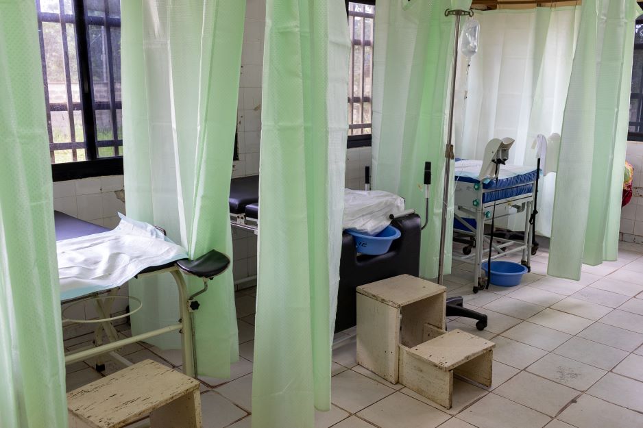 A delivery room at Koidu Government Hospital. Photo by John Ra  / Partners In Health