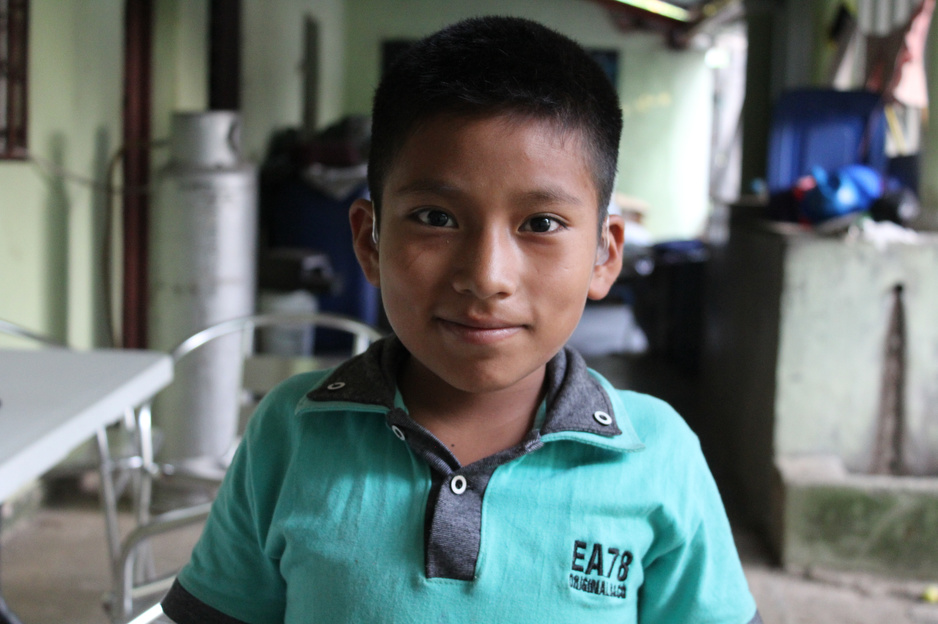 Rusbin Gómez is one of thousands of Mexican children who are hard of hearing.