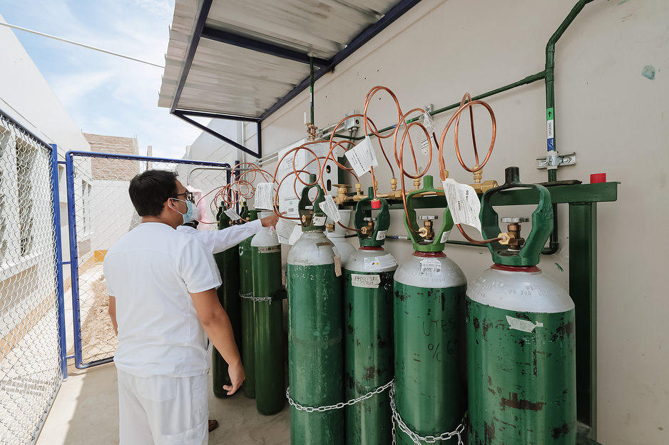 Oxygen is a lifesaving resource for communities such as Trujillo, where clinicians work around the clock to keep patients breathing.