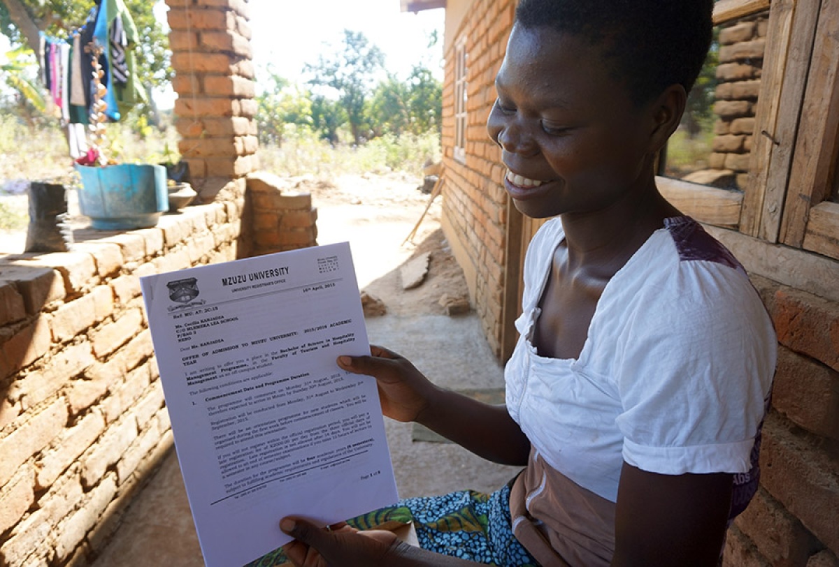 Cecilia Kanjadza Reaches University from Rural Malawi