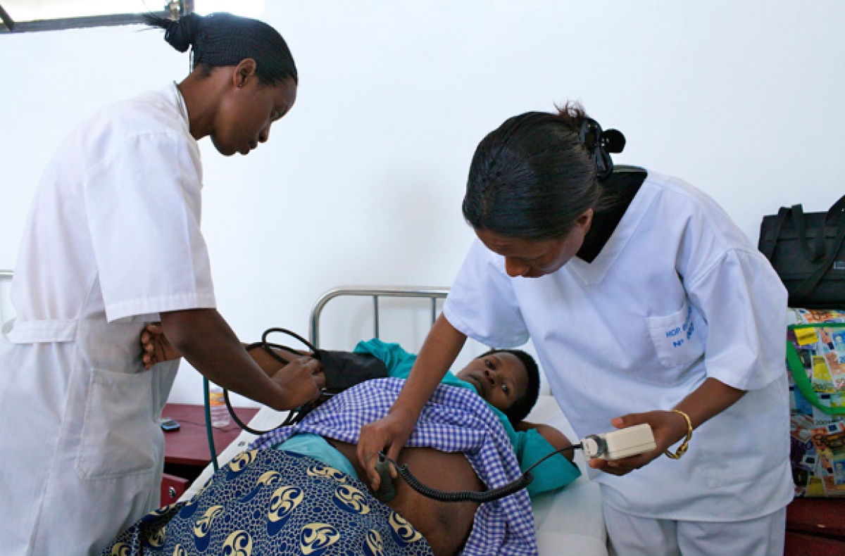 New Study: "Obstructed Labor and Caesarean Delivery: The Cost and Benefit of Surgical Intervention"