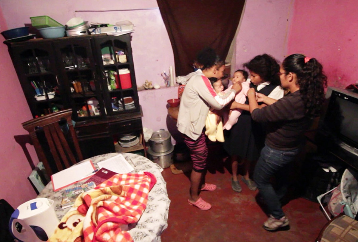 'Guardian Angels' for Pregnant Women with HIV