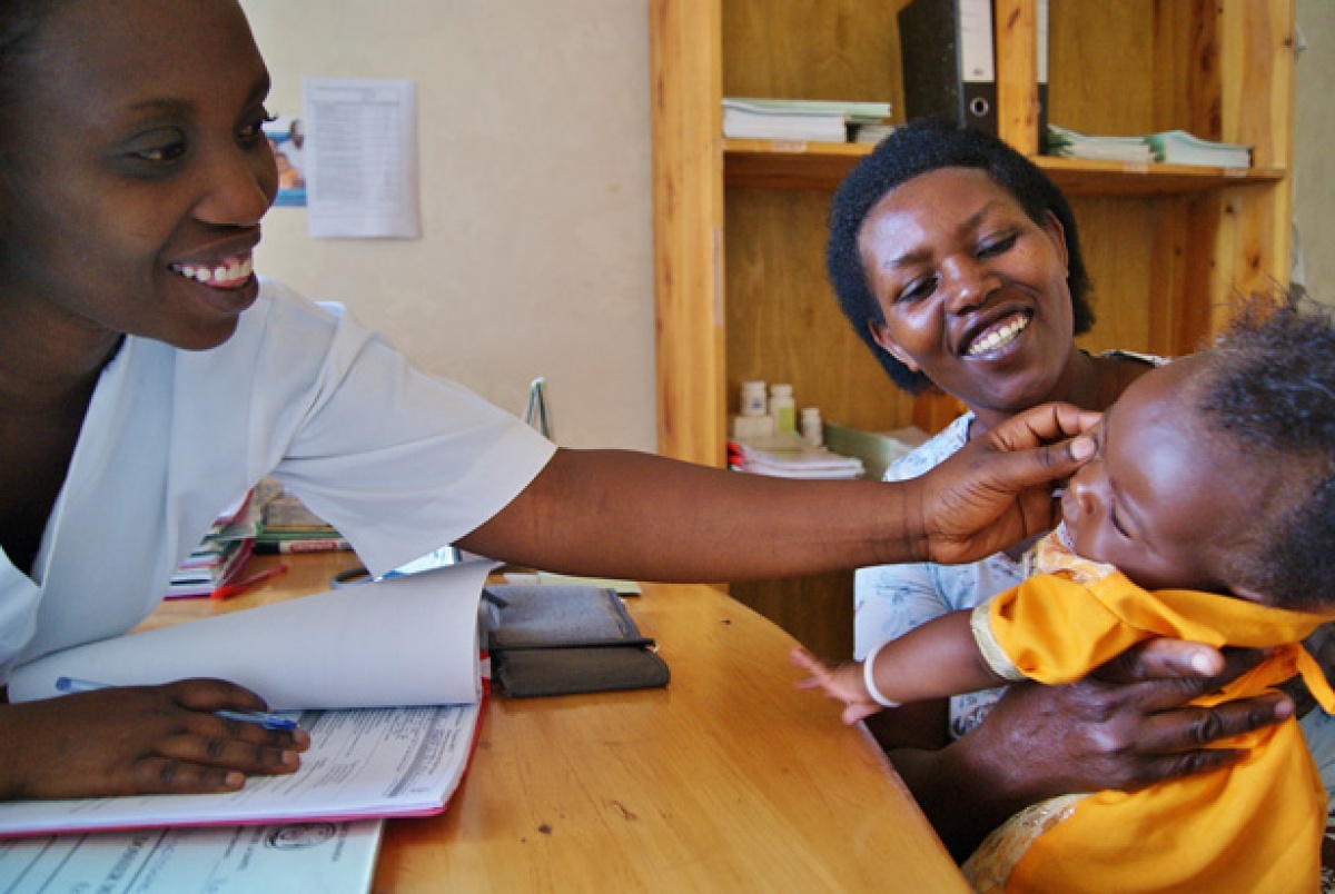 Combined Clinics Help Combat Mother-to-Child HIV Transmission