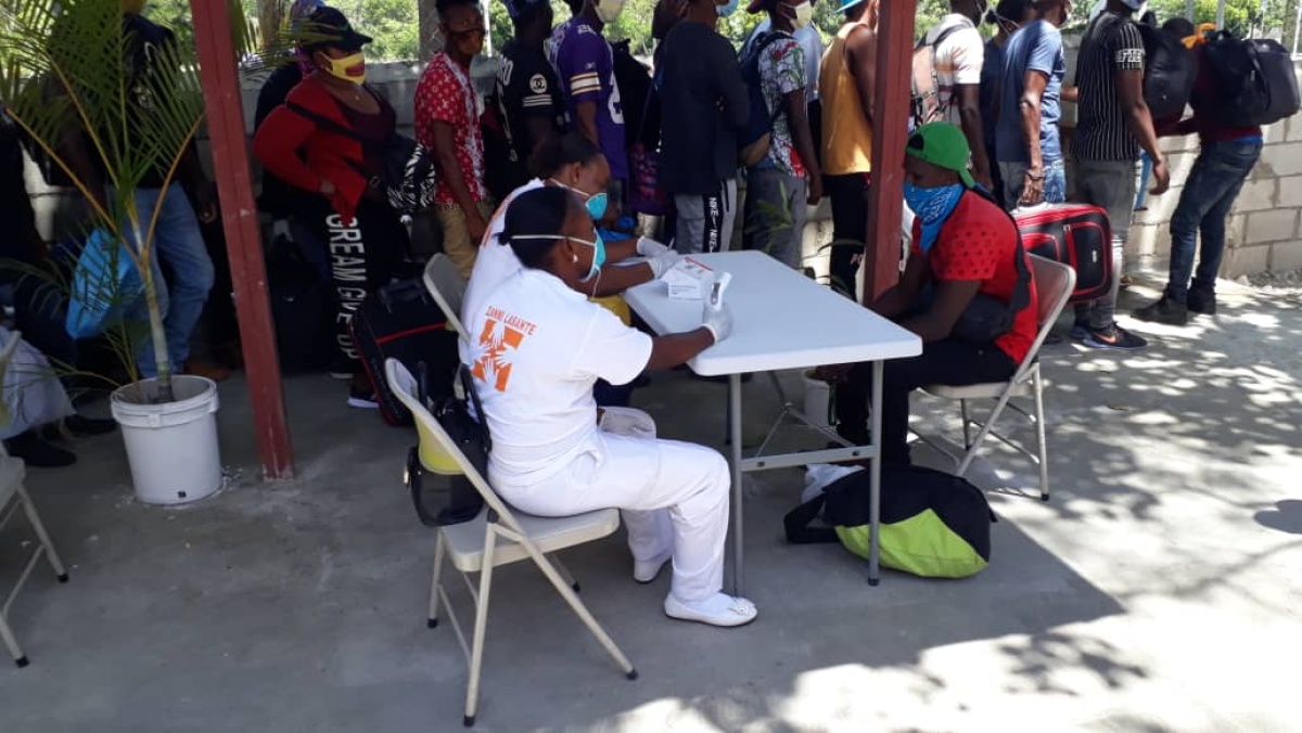 COVID-19 rapid testing at border of Haiti and Dominican Republic