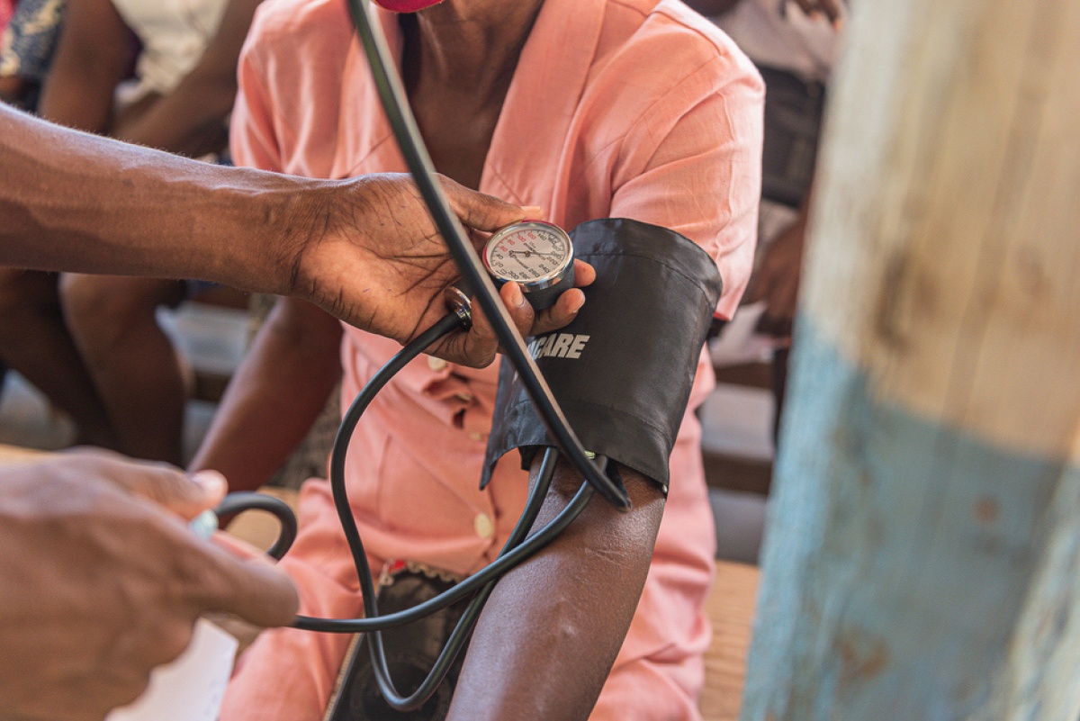 Last year, after the August 14th earthquake in Haiti, Zanmi Lasante sent medical teams and mobile clinics, including 40 nurses, to the affected areas to support the victims.