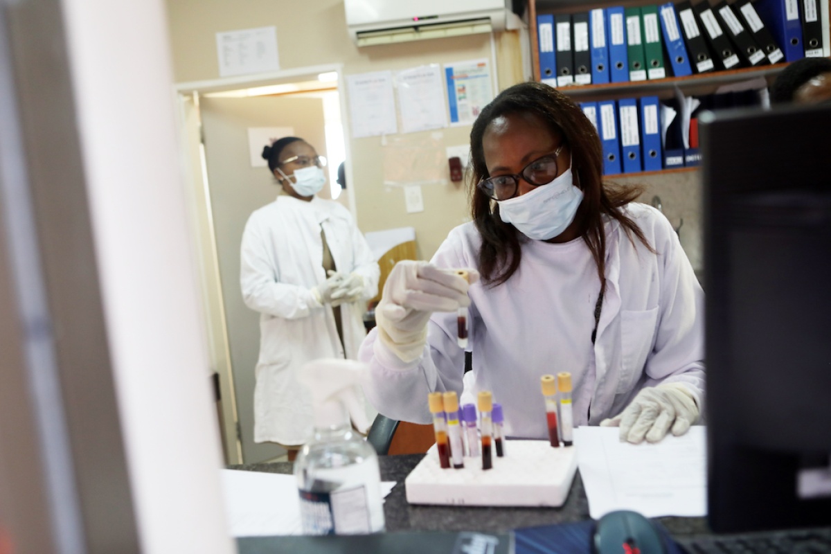 Mary Mebitso works in the lab. The laboratory at PIH-supported Botsabelo MDR-TB Hospital in Maseru, Lesotho.