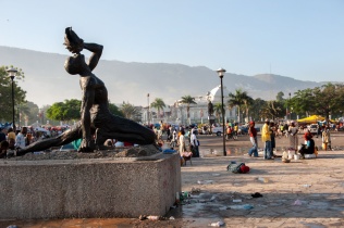 The Neg Mawon statue in Port-au-Prince, Haiti, remained standing after the 2010 earthquake that launched PIH's efforts to support mental health care in Haiti 